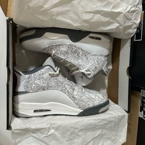 Jordan Dub Zero
White Cool Grey  .Size : 11 Men / 12.5 Women